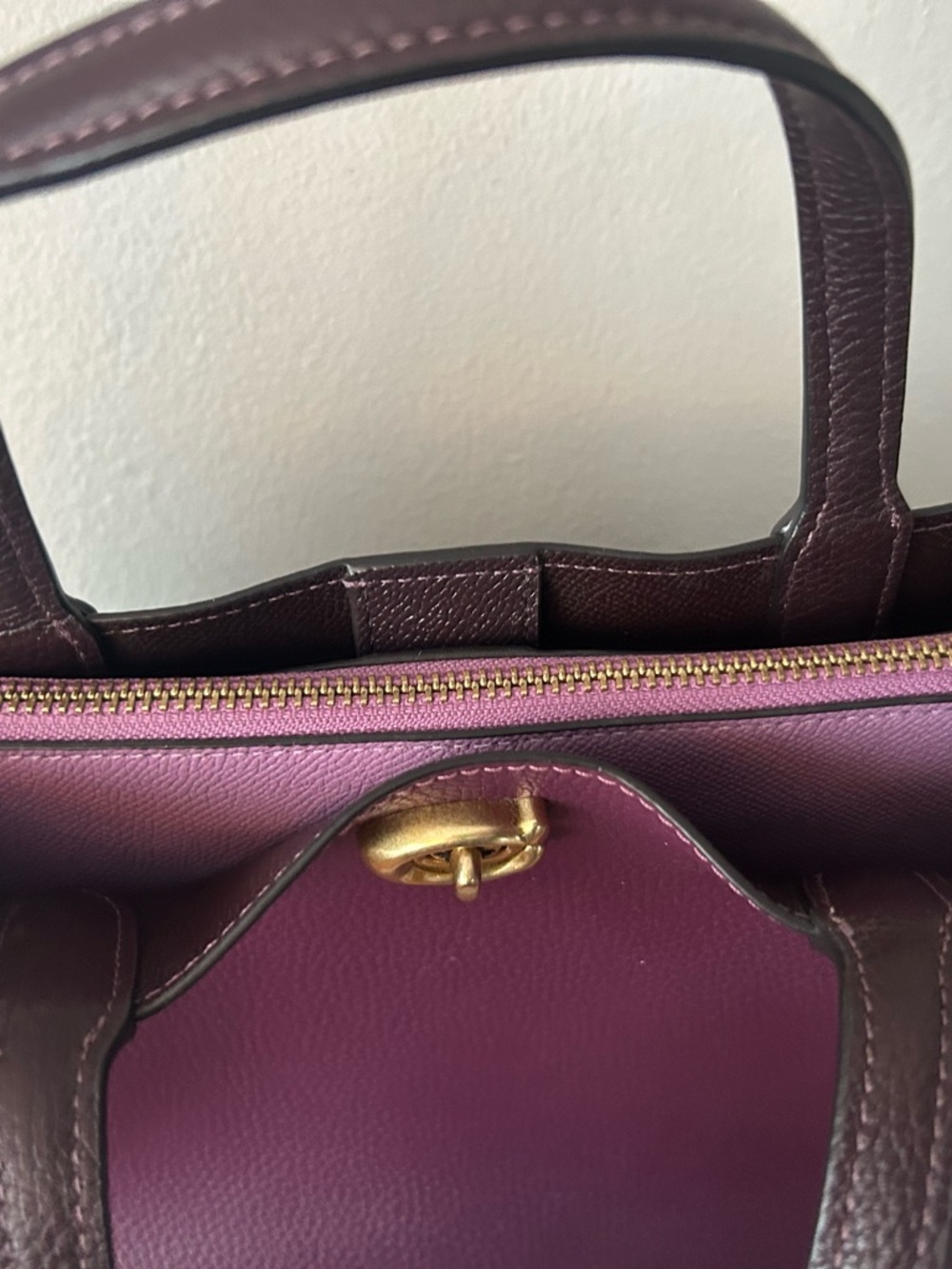 Coach C8561 Deep Berry Colorblock Pebbled Leather Willow Tote 24 - Picture 10 of 12